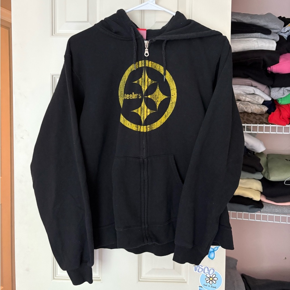 NFL Women's Black Steelers Zip Up with Red Tag